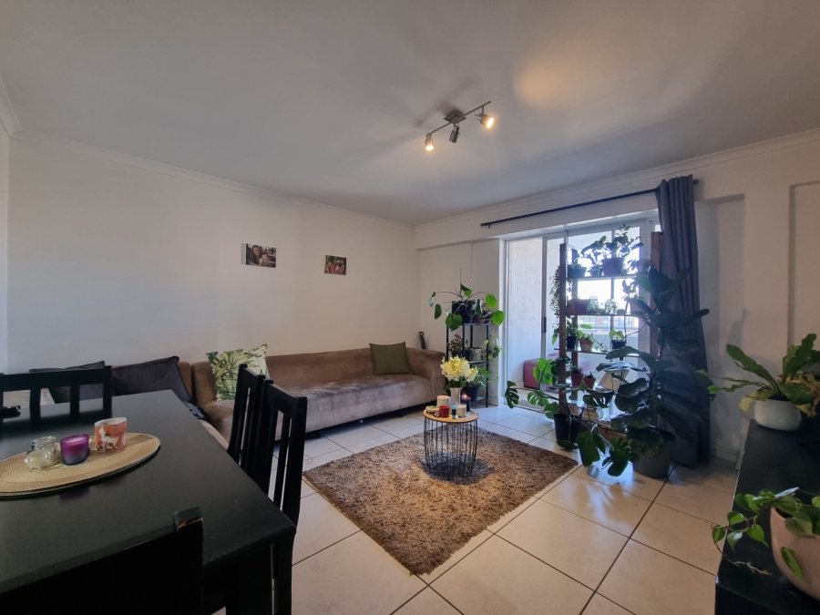 To Let 1 Bedroom Property for Rent in Salt River Western Cape